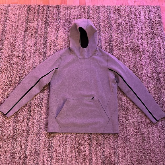 lululemon athletica Tops - Lululemon pullover sweatshirt